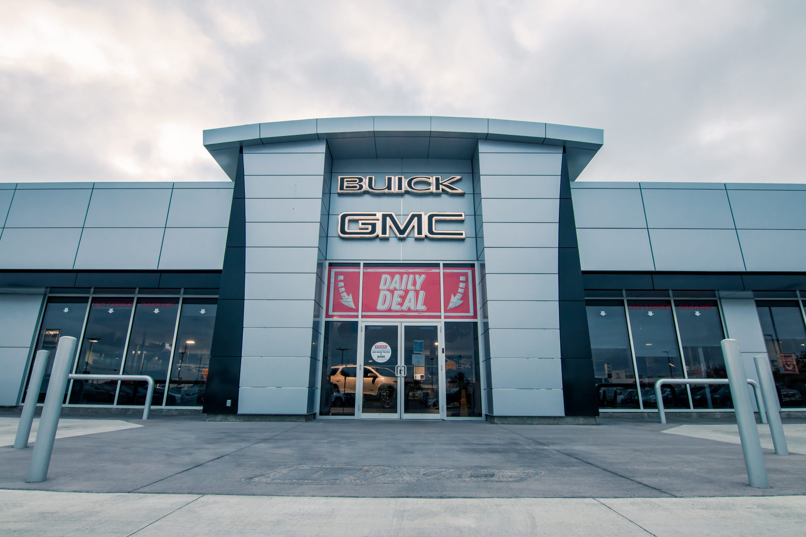 Davis Lethbridge image